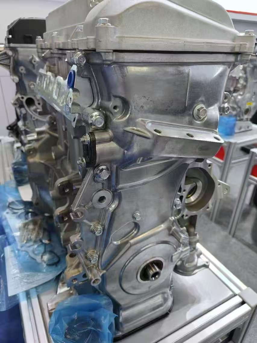Двигатель Toyota 1AZ-FE 2.0 VVTI (19000-28160) — изображение 3
