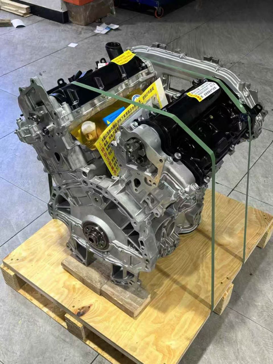 Двигатель Nissan VQ37VHR 3.7 (10102-1NCAD) — изображение 4