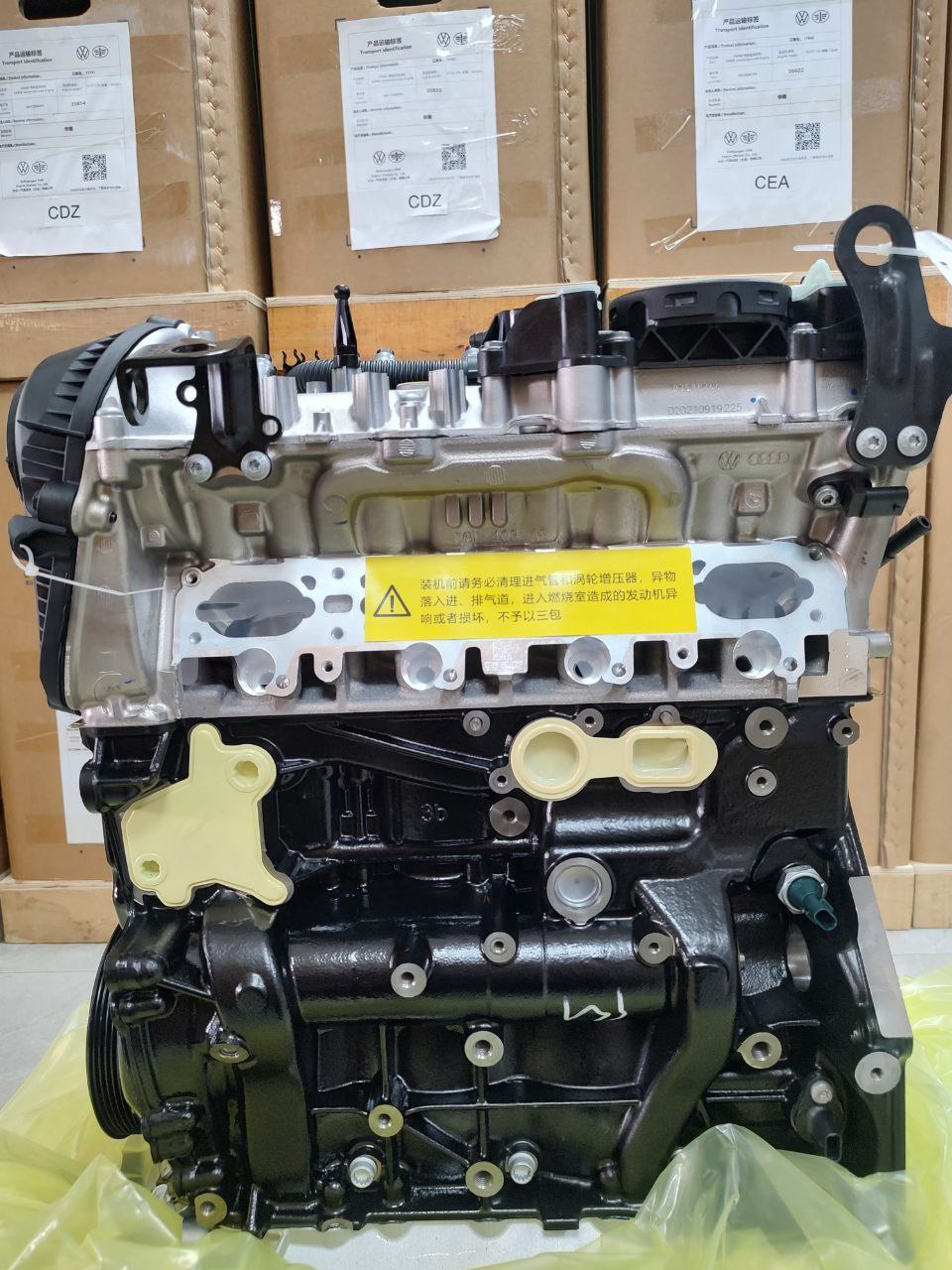 Двигатель новый Faw-Volkswagen Audi CYRB 2.0 TFSI (06L100032C) ОРИГИНАЛ