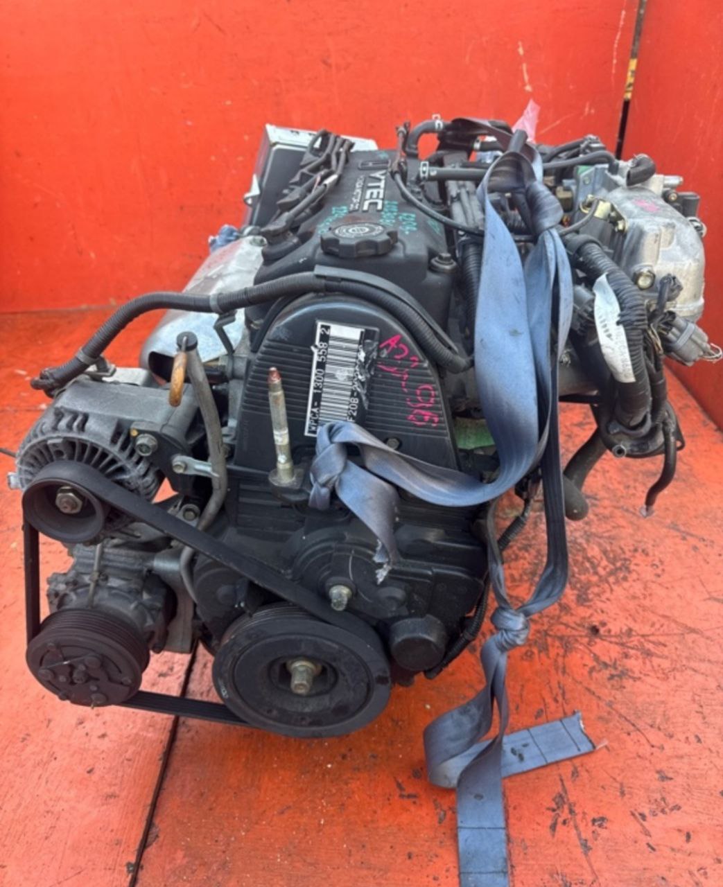 Двигатель контрактный в сборе Honda F20B 2.0 (F20B)